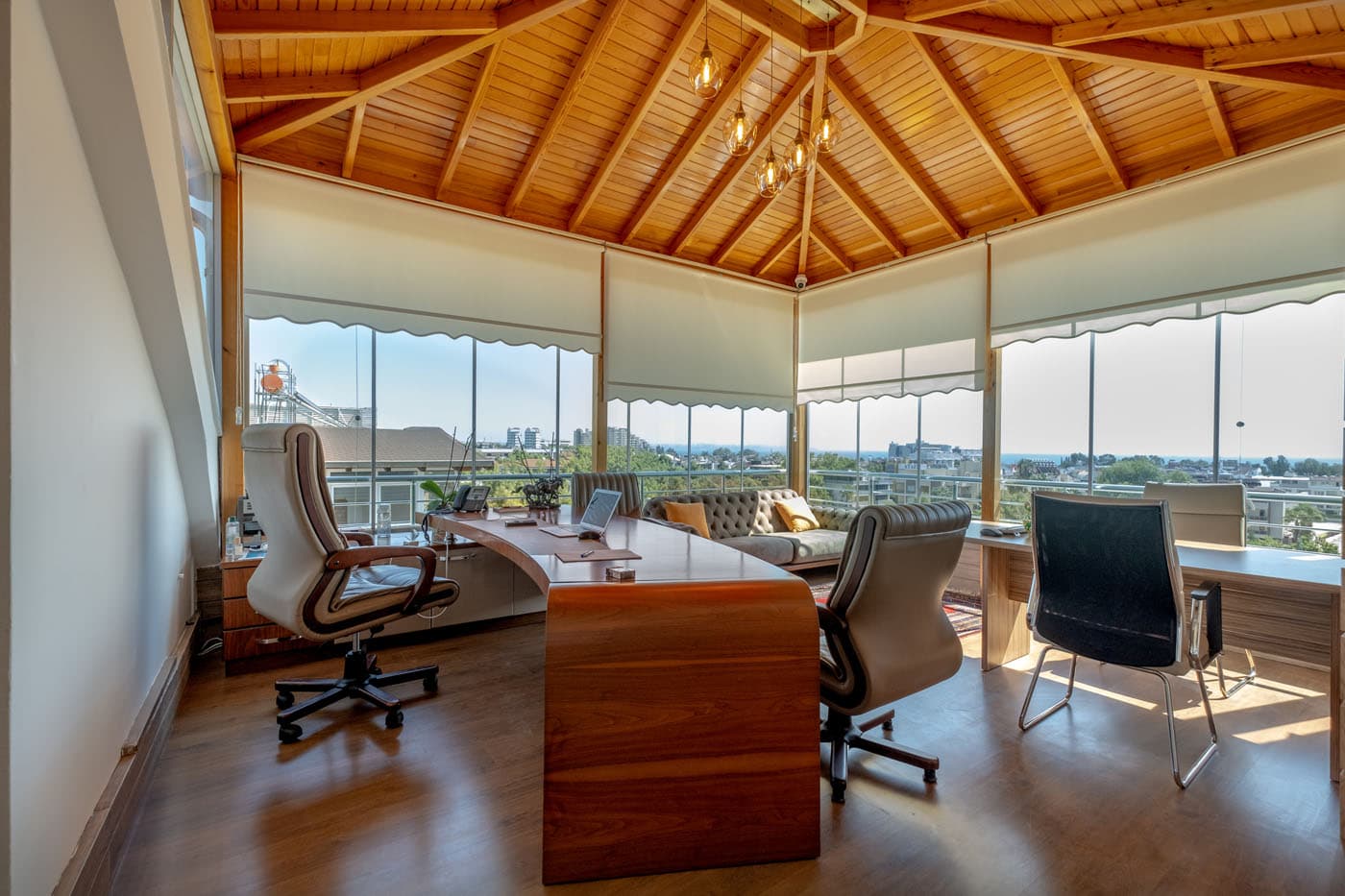 TEKCE Real Estate | Konyaaltı Office ana fotoğraf